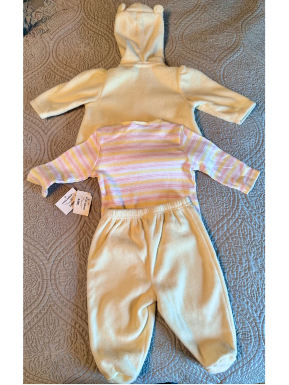 Baby First Impressions 3-Piece Set 3-6 Months Yellow Pink Striped